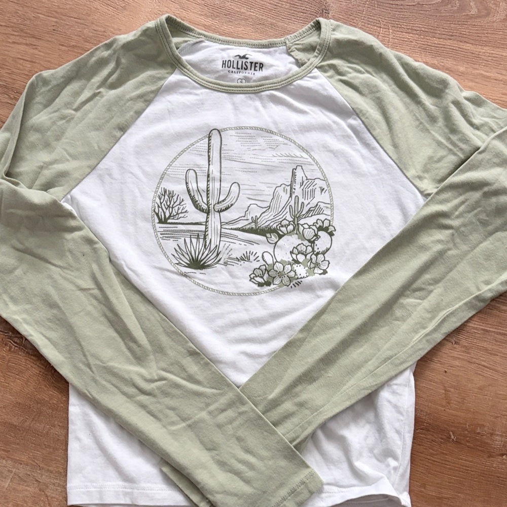 Hollister Sage Green and White Cactus Graphic Tee
